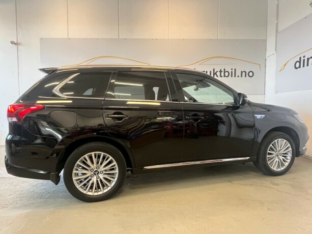 mitsubishi-outlander-elektrisitetbensin-2019-big-4