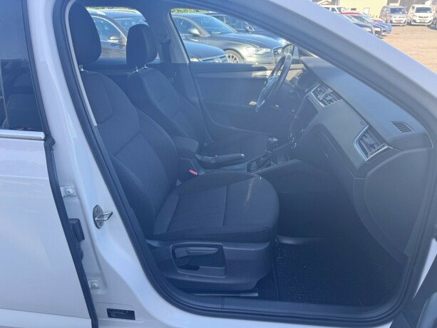 skoda-octavia-diesel-2018-big-8