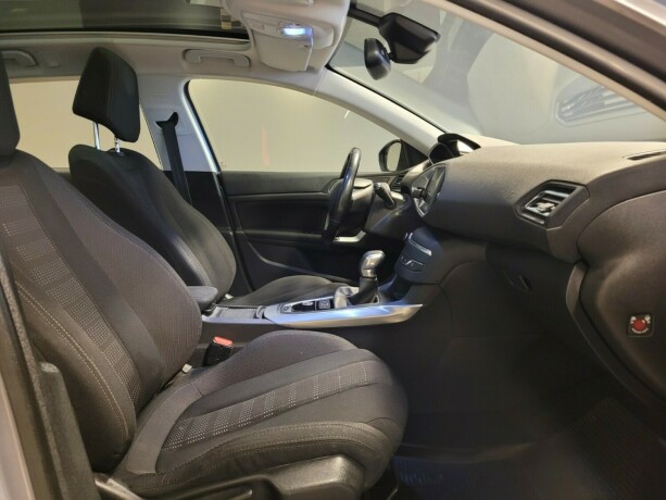peugeot-308-diesel-2015-big-11