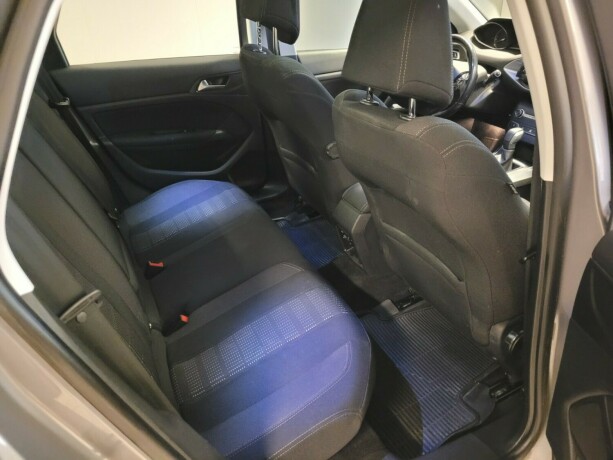 peugeot-308-diesel-2015-big-14