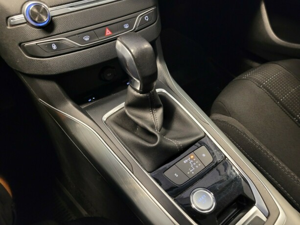 peugeot-308-diesel-2015-big-20
