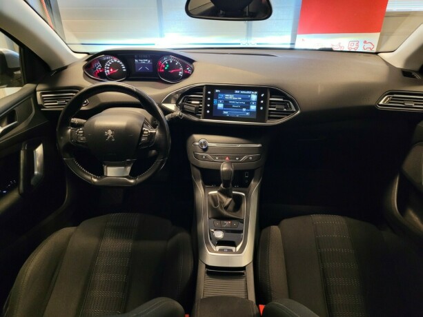 peugeot-308-diesel-2015-big-22