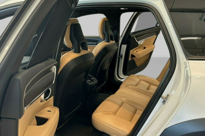 volvo-v90-cross-country-diesel-2017-big-12