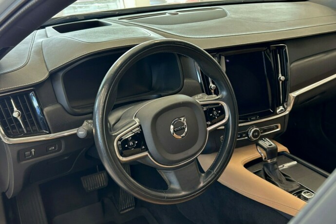 volvo-v90-cross-country-diesel-2017-big-8