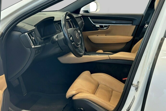 volvo-v90-cross-country-diesel-2017-big-6