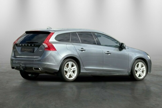 volvo-v60-elektrisitetdiesel-2017-big-4