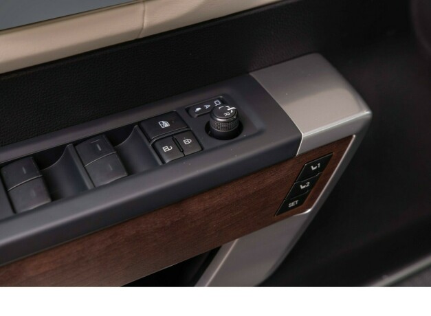 toyota-tundra-bensin-2022-big-31