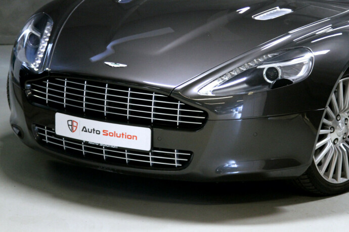 aston-martin-rapide-bensin-2010-big-21