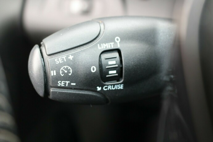 peugeot-partner-diesel-2020-big-10