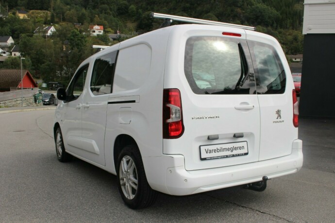 peugeot-partner-diesel-2020-big-2