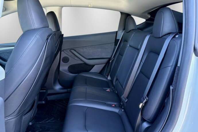 tesla-model-y-elektrisitet-2023-big-34