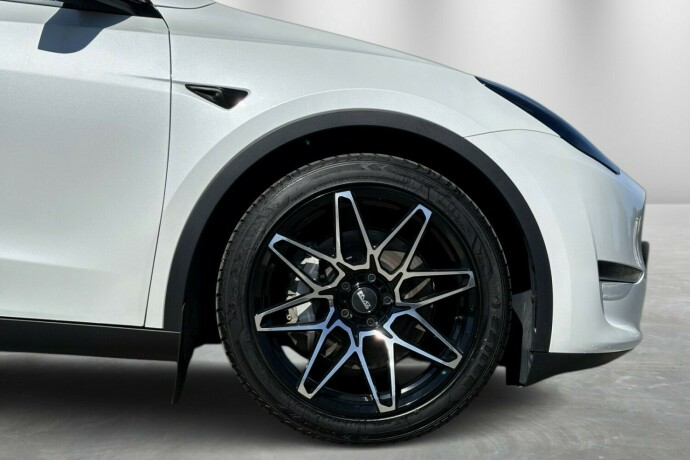 tesla-model-y-elektrisitet-2023-big-6