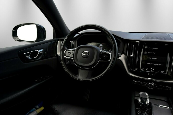 volvo-xc-60-plug-in-petrol-2020-big-19