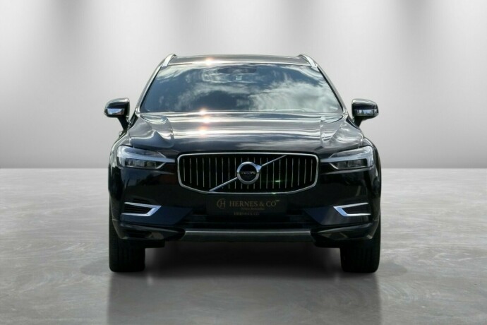 volvo-xc-60-plug-in-petrol-2020-big-2