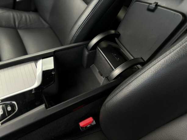 volvo-xc-60-plug-in-petrol-2020-big-24