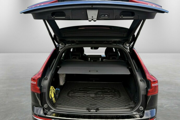 volvo-xc-60-plug-in-petrol-2020-big-10