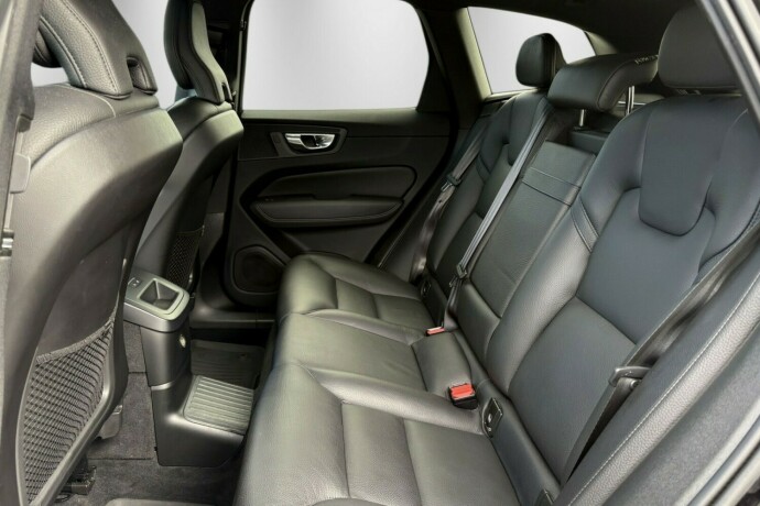 volvo-xc-60-plug-in-petrol-2020-big-39