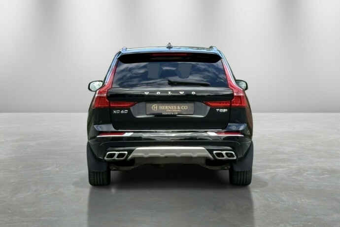 volvo-xc-60-plug-in-petrol-2020-big-5