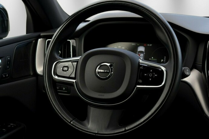 volvo-xc-60-plug-in-petrol-2020-big-20