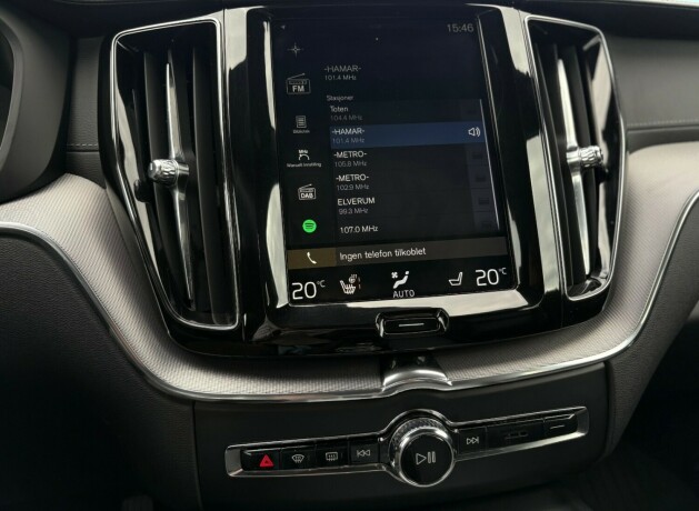 volvo-xc-60-plug-in-petrol-2020-big-33