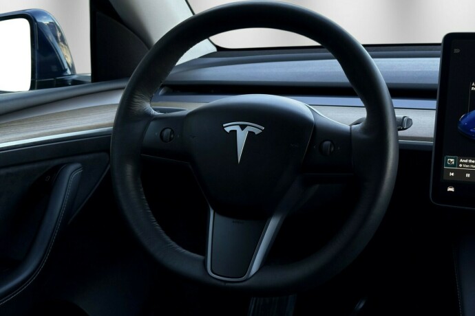 tesla-model-y-elektrisitet-2021-big-15