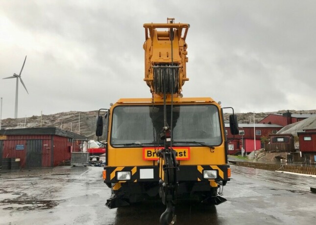 1990-mobilkran-ltm-1050-big-4