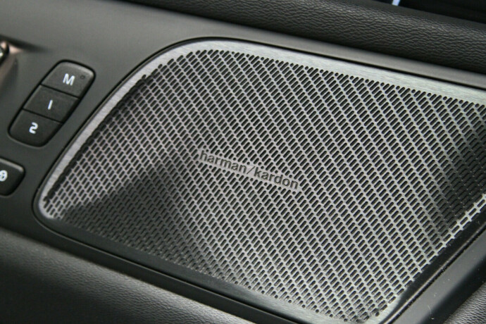 volvo-s60-plug-in-petrol-2020-big-24