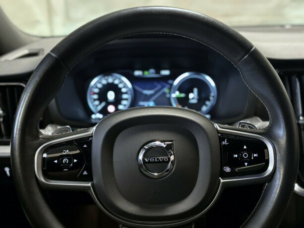 volvo-s60-plug-in-petrol-2020-big-19