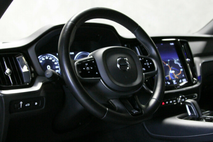 volvo-s60-plug-in-petrol-2020-big-21