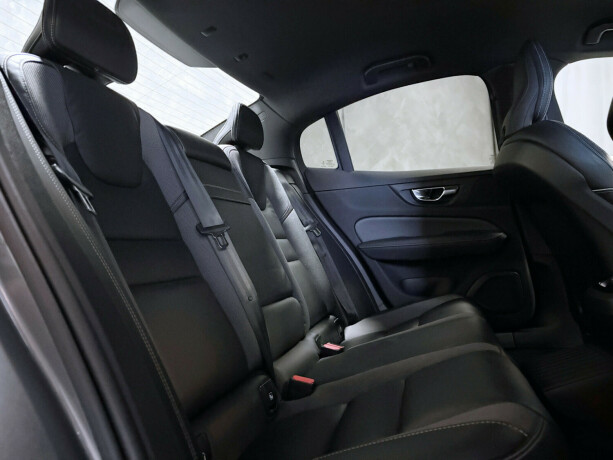 volvo-s60-plug-in-petrol-2020-big-2