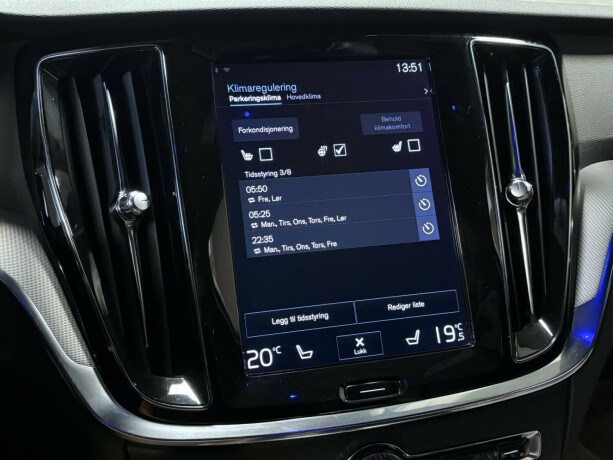 volvo-s60-plug-in-petrol-2020-big-12