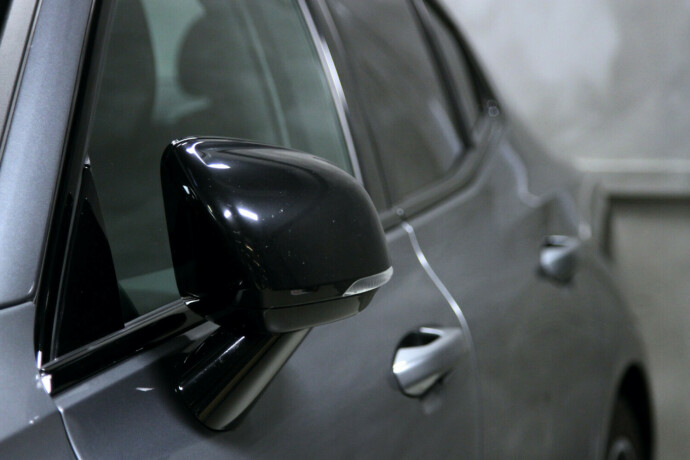 volvo-s60-plug-in-petrol-2020-big-26