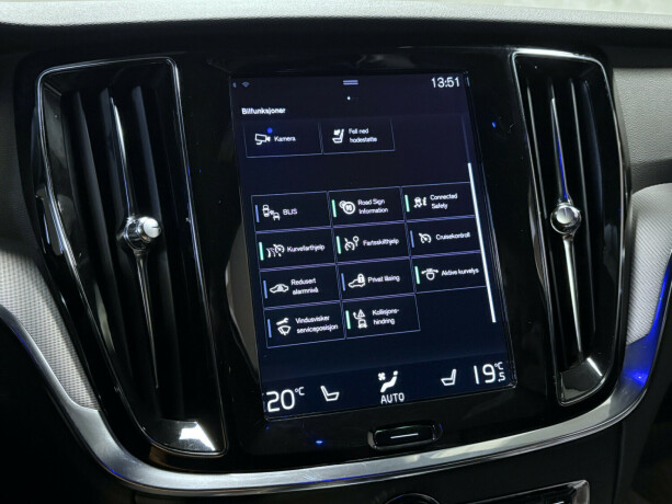 volvo-s60-plug-in-petrol-2020-big-15