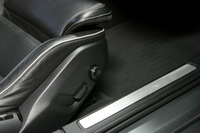 volvo-s60-plug-in-petrol-2020-big-6