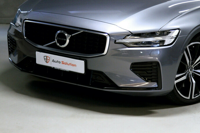 volvo-s60-plug-in-petrol-2020-big-27