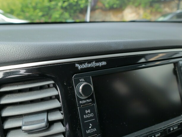 mitsubishi-outlander-diesel-2016-big-16