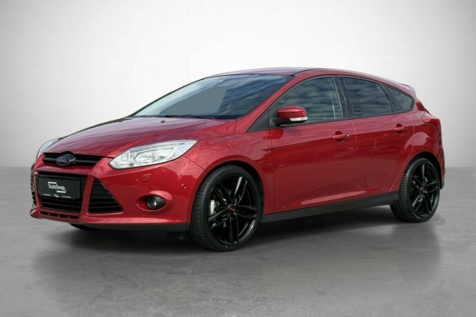 ford-focus-bensin-2013-big-0