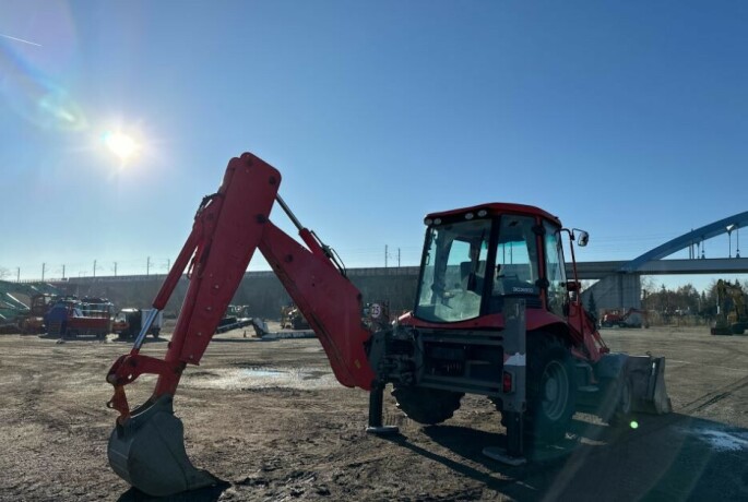 2015-jcb-3cx-traktorgraver-gravemaskin-big-12