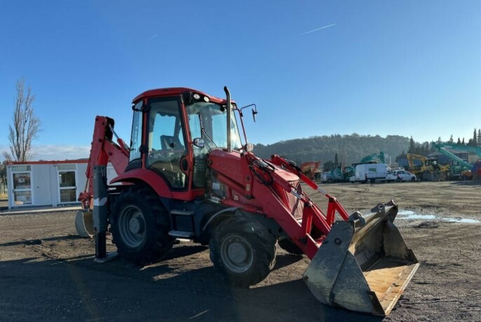 2015-jcb-3cx-traktorgraver-gravemaskin-big-2