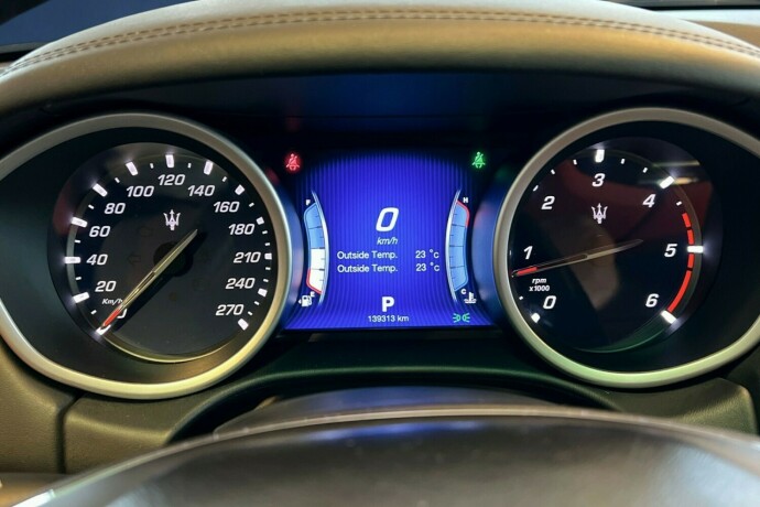 maserati-ghibli-diesel-2016-big-19