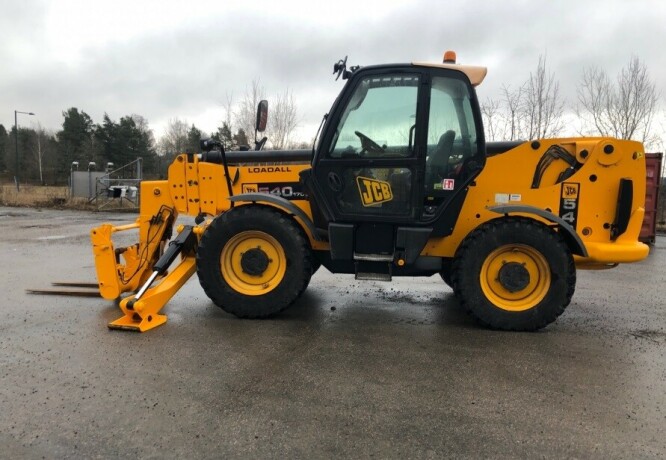 2008-teleskoplaster-jcb-540-170-big-2