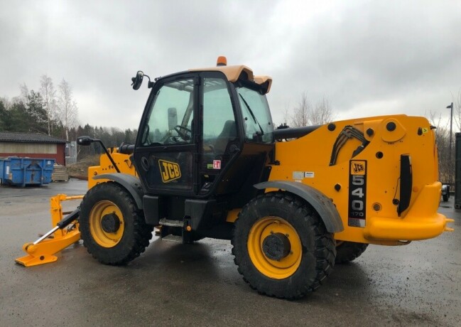 2008-teleskoplaster-jcb-540-170-big-6