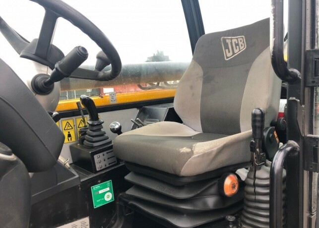 2008-teleskoplaster-jcb-540-170-big-12