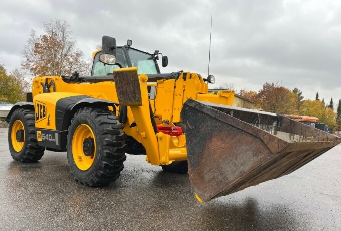 2008-teleskoplaster-jcb-540-big-3