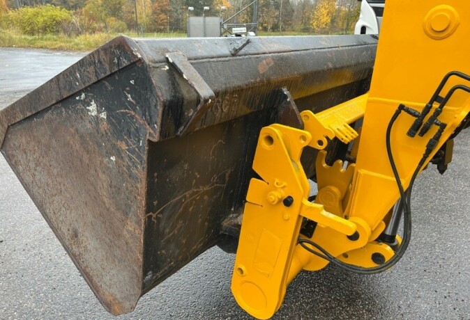 2008-teleskoplaster-jcb-540-big-6