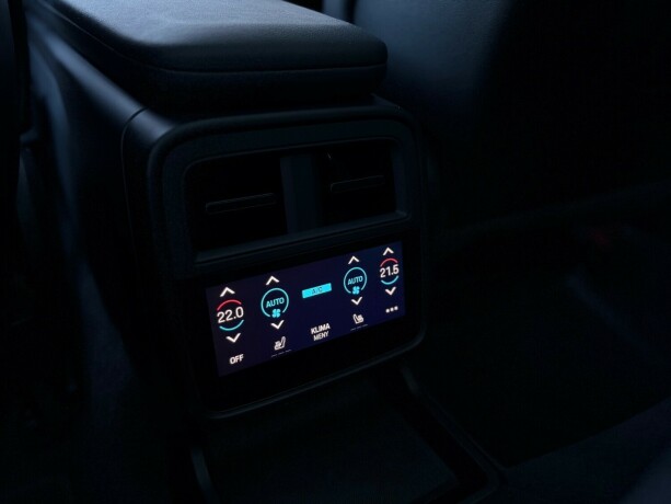 porsche-taycan-elektrisitet-2021-big-38