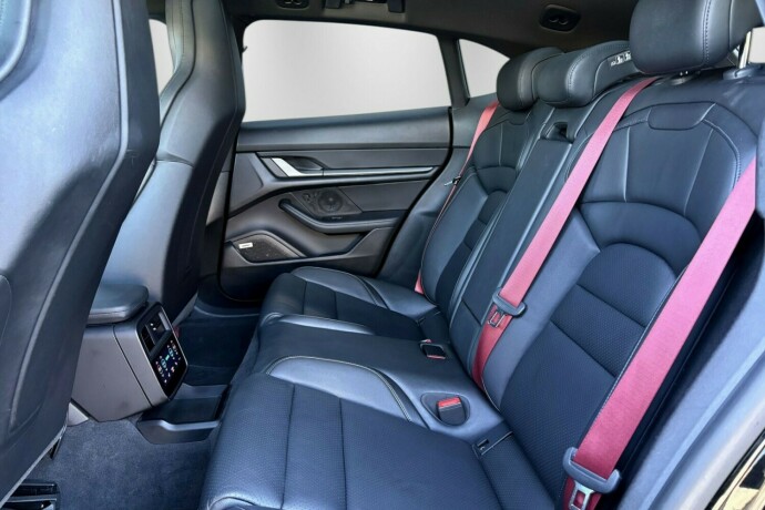 porsche-taycan-elektrisitet-2021-big-41