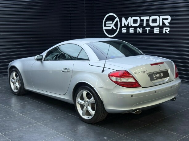 mercedes-benz-slk-bensin-2005-big-1