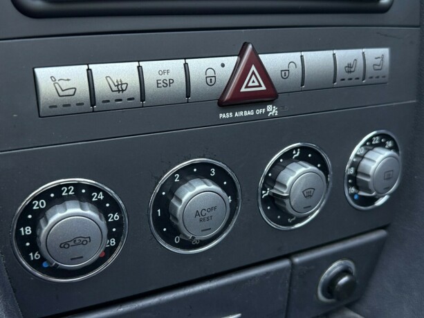 mercedes-benz-slk-bensin-2005-big-16