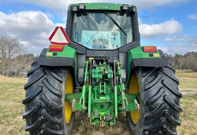 2002-traktor-john-deere-6310-big-2